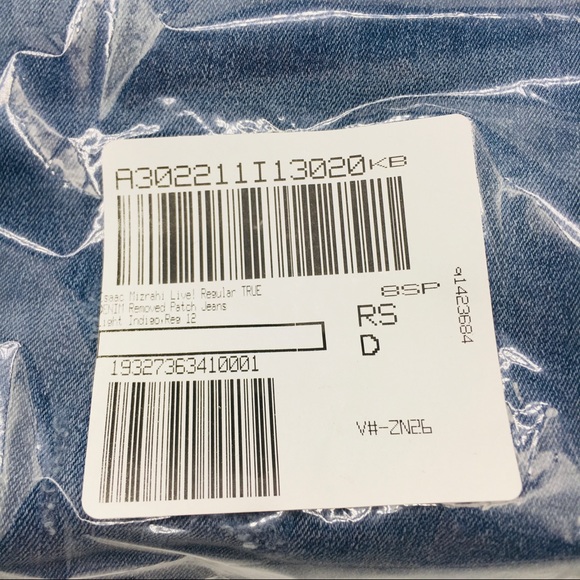 12 Isaac Mizrahi TRUE DENIM Removed Patch Jeans - Picture 14 of 14